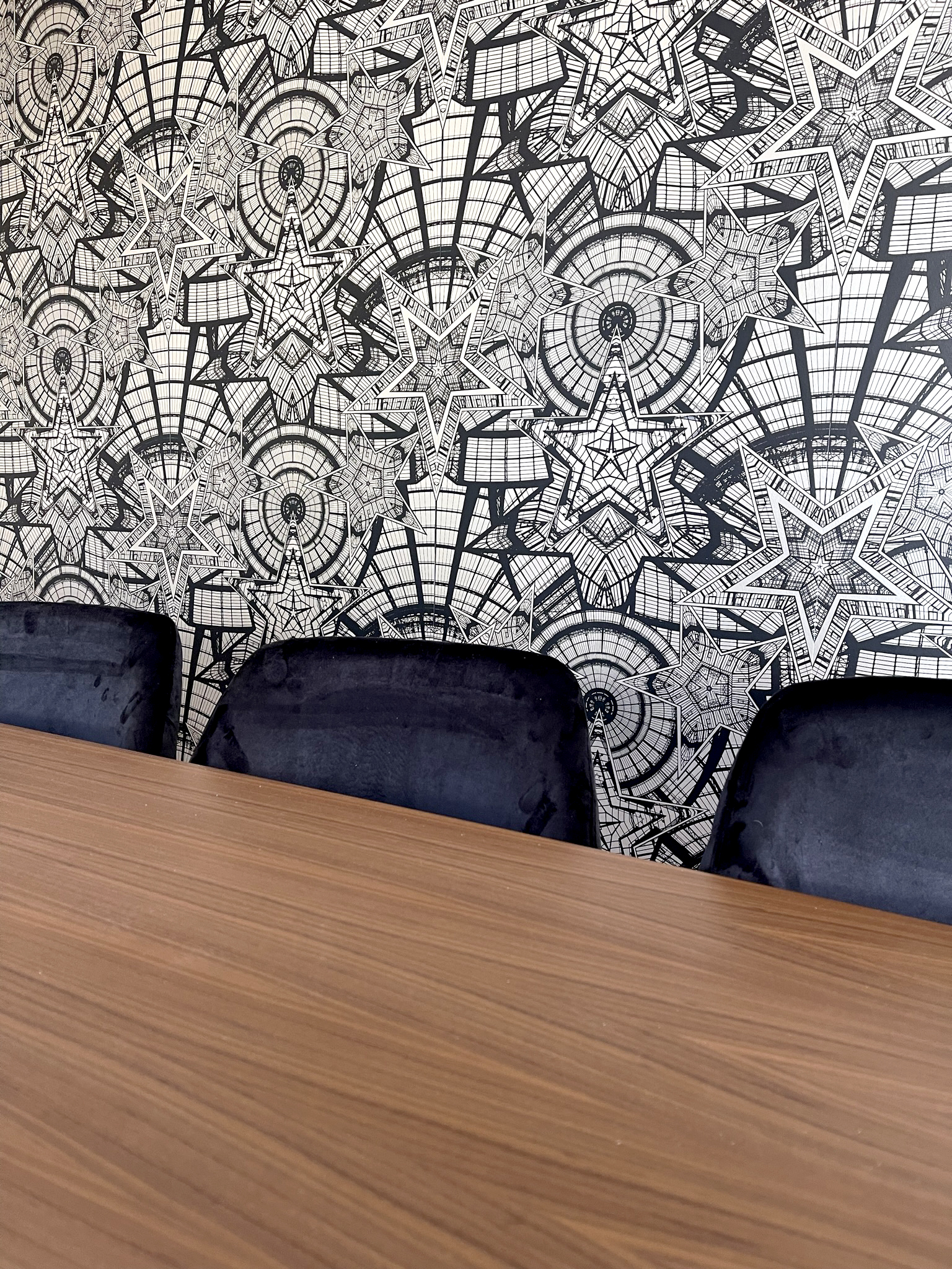 Papier peint Jean Paul Gaultier dans un espace de bureaux à Cholet